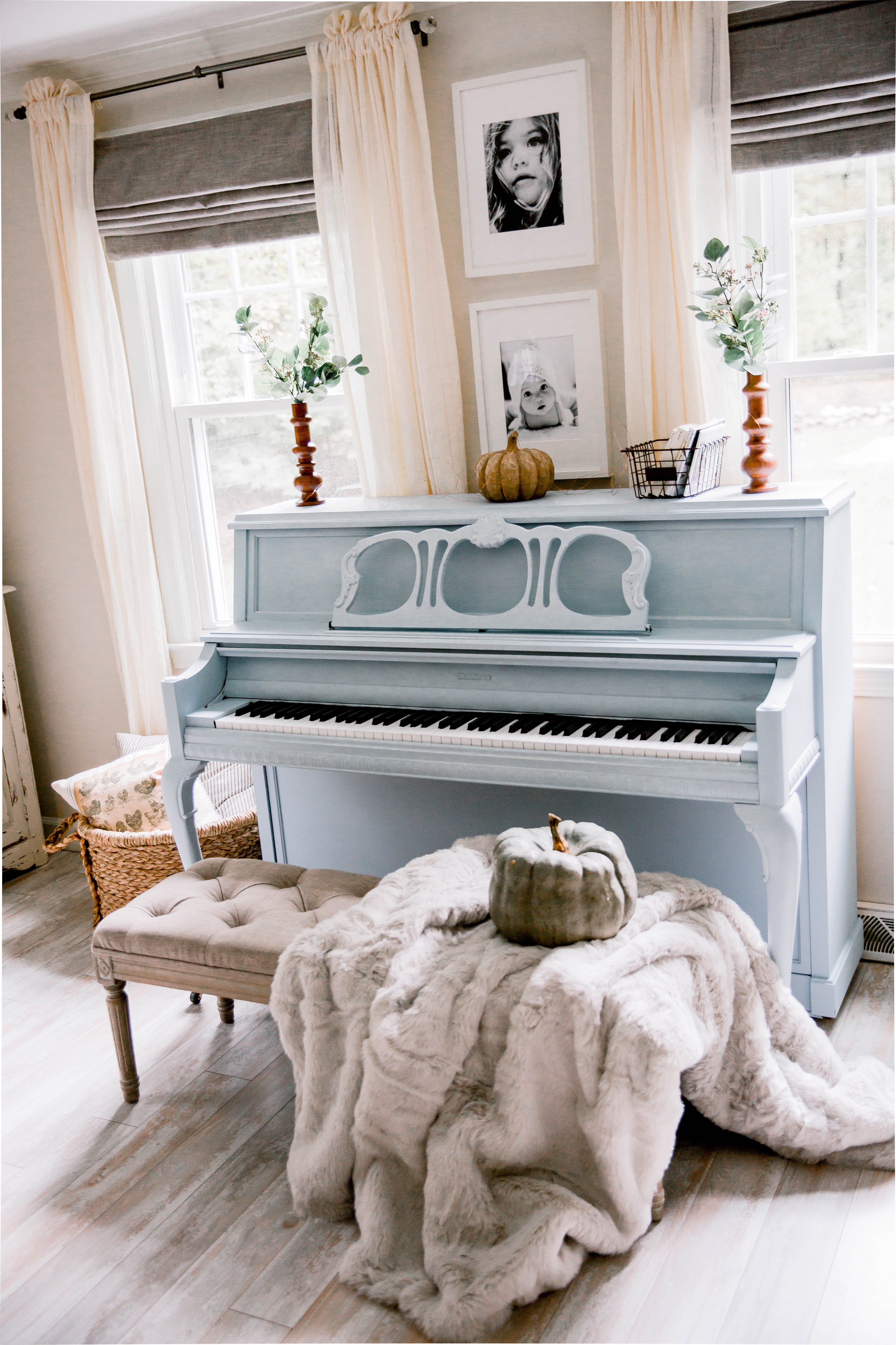 How to Paint a Piano | A quick and easy way to transform that wooden piano to any color you want!